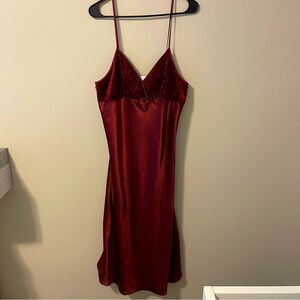 Vintage Cinema Etoile Red Satin Velvet Slip | Sz Large